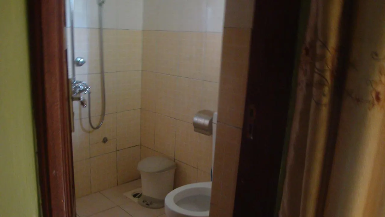 Eastern Route Hotel Kireka 坎帕拉 2*,